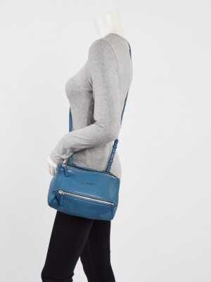 ジバンシー Givenchy leather purse Givenchy-Medium-Leather-