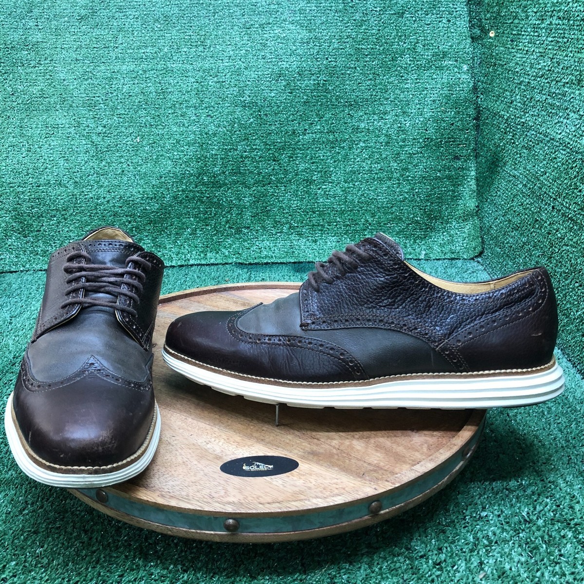 Cole Haan Men display picture 3