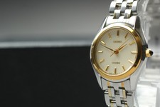Vintage 1999 N MINT Seiko Exceline 4J41-0100 Silver Gold Qz Womens Watch JAPAN