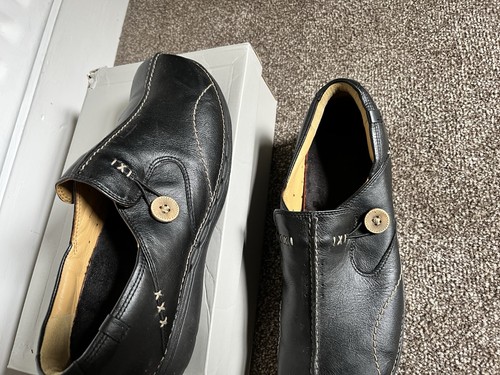 Clarks UnLoop Womens Leather Slip On Flat Comfort Work Shoes Black Size UK 8 E - Picture 10 of 23