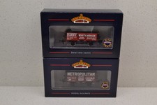 BACHMANN 37-030 37-150K METROPOLITAN WHITEHOUSE 2 WAGON JOB LOT OO BNIB SEALED
