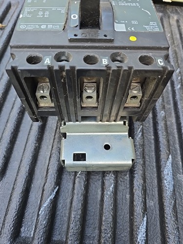 SQUARE D FA36015 SCHUTZSCHALTER 3 POLIG 15A 600V GEBRAUCHT - Bild 2 von 3