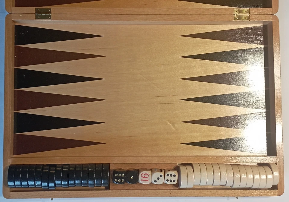 Backgammon Gesellschaftsspiel Holzspiel ca:  35  x  23  x  4  cm   #FW64 - Bild 4 von 4
