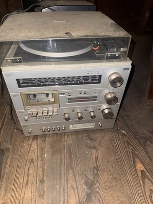 MCS Vintage Stereo Receiver with Turntable Record Player and Cassette Deck