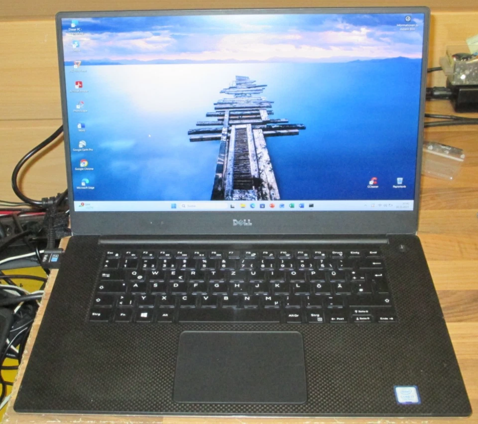 DELL XPS 15 9560. i7-7.Gen. Nvidia HD Grafik. HDMI. Windows 11Pro, Office 2019 - Bild 2 von 4