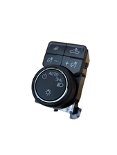 OEM GM 2022-2025 SILVERADO SIERRA Headlight & Fog Light Switch 84735607