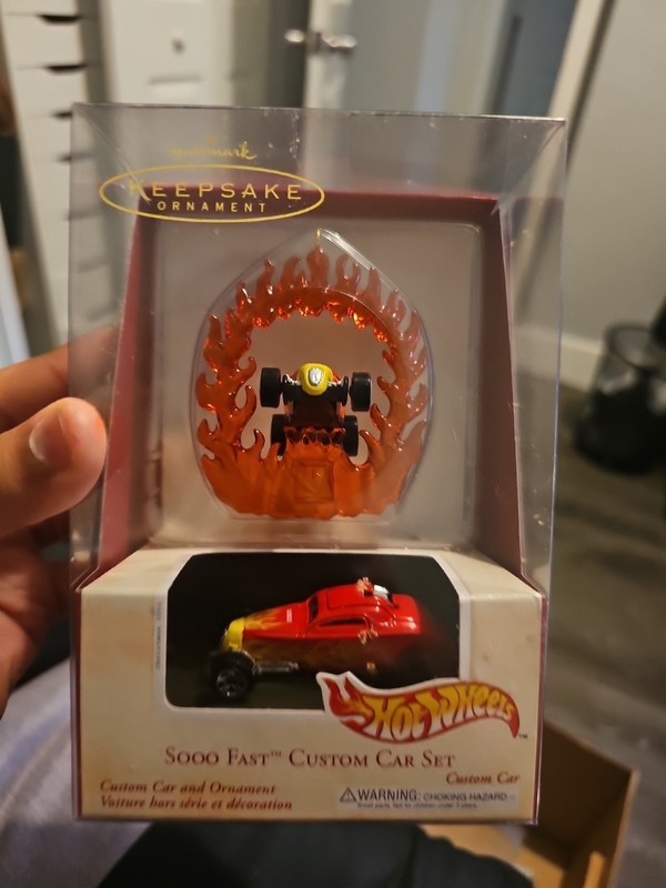 Hallmark Keepsake Ornament Hot Wheels Sooo Fast Custom Car Set 2001
