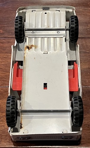 Vintage Structo International Scout White Pressed Steel Jeep Wrecker Tow Truck - Picture 10 of 12