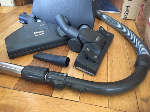 Miele CX1 Total Solution Powerline In Excellent Condition - Picture 9 of 12