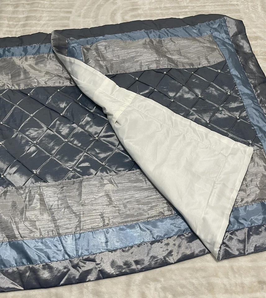 Funda de Almohada 2 Piezas JCP Home Collection Cuentas Acolchada Patchwork Fundas 29x23" Foto 3 de 4