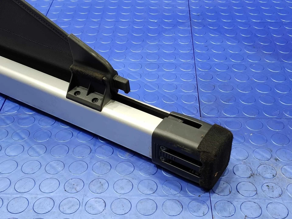 Cubierta de carga Hyundai Santa Fe 2013-2014 pantalla de carga negra OEM 2WH15-AP000-RYN Foto 4 de 4