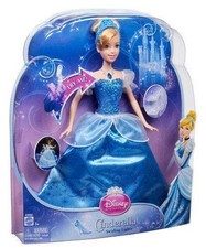 DISNEY PRINCESS SWIRLING LIGHTS CINDERELLA DOLL IN HAND AND READY TO SHIP