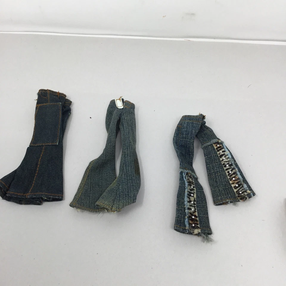 Lote de botas de mezclilla Bratz MGA principios de la década de 2000 y sombrero del Salvaje Oeste Foto 3 de 4