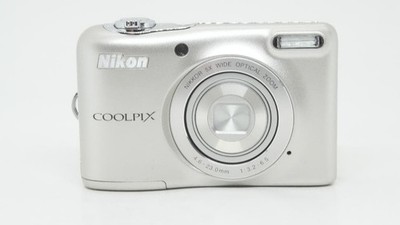 Nikon COOLPIX L30 silber Kompakt-Digitalkamera getestet funktionierender Verk...