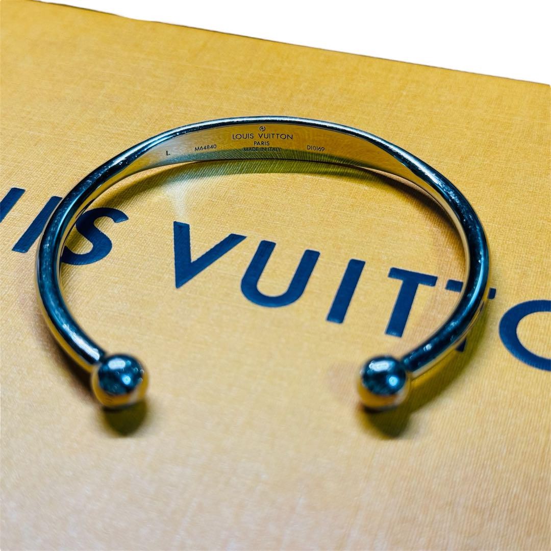 LOUIS VUITTON bracelet ヴィトンバングル M64840 Authentic Louis Vuitton M64840 Monogram Silver Bangle 19cm