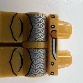 LEGO Castle Fantasy Era Gold Knight Minifigure Legs Only Cas415 7079.