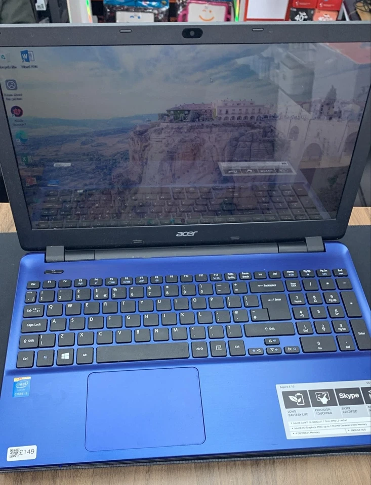 Acer Aspire E5 - 15Inch Notebook (Blue) - (Intel Core i3, 4 GB RAM 1 TB SSD - Image 3 of 4