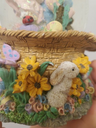 Easter Spring Water Globe Musical " Easter Parade" Egg Shaped No Box - Picture 6 of 7
