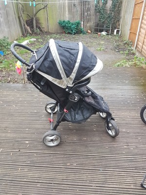baby stone stroller