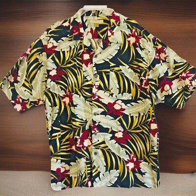  Consensus Sportswear island Collection Size XL short sleeve palm tree pattern