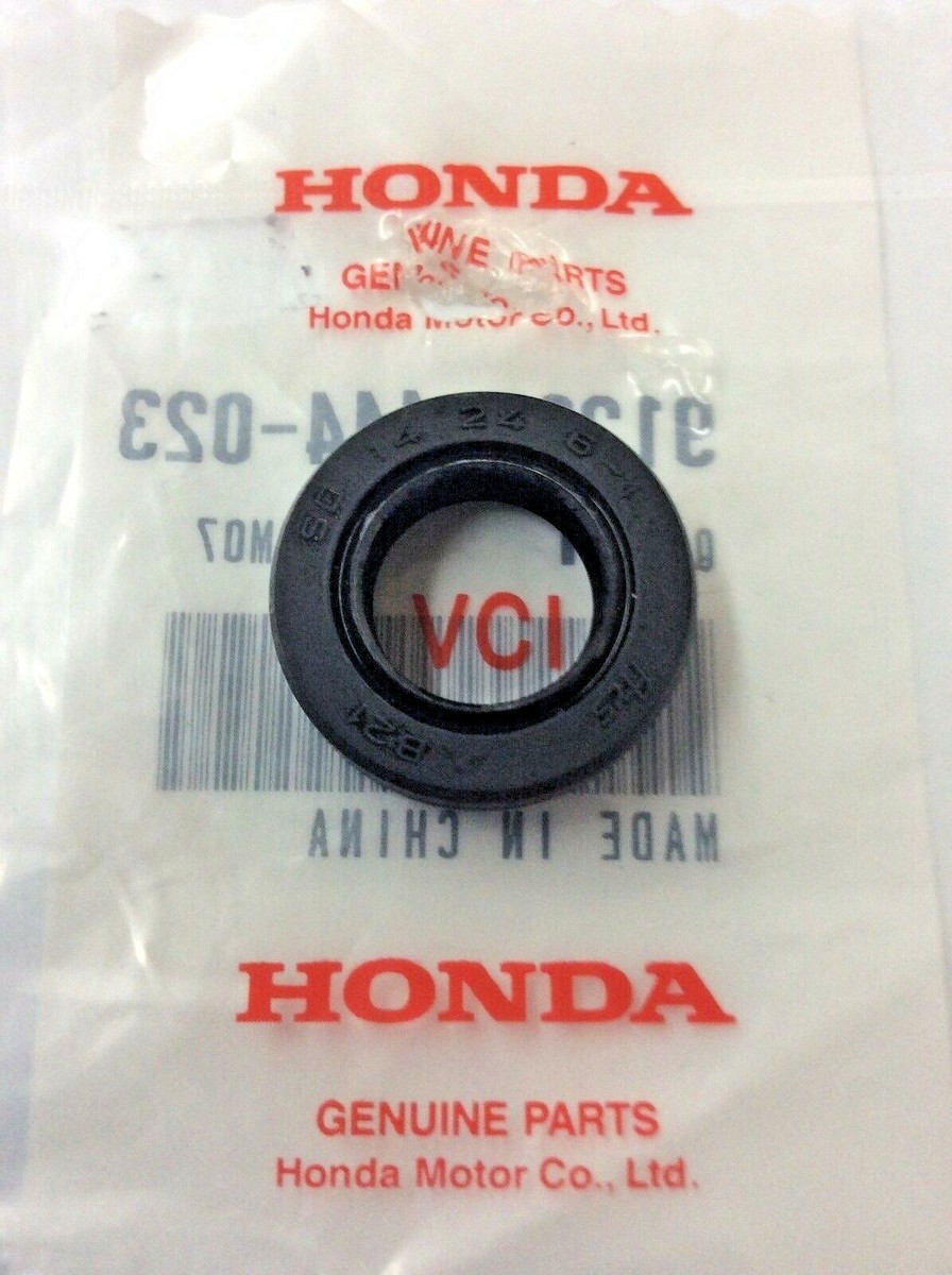 Crankcase Gear Shifter Shaft Oil Seal Honda TRX500 Foreman