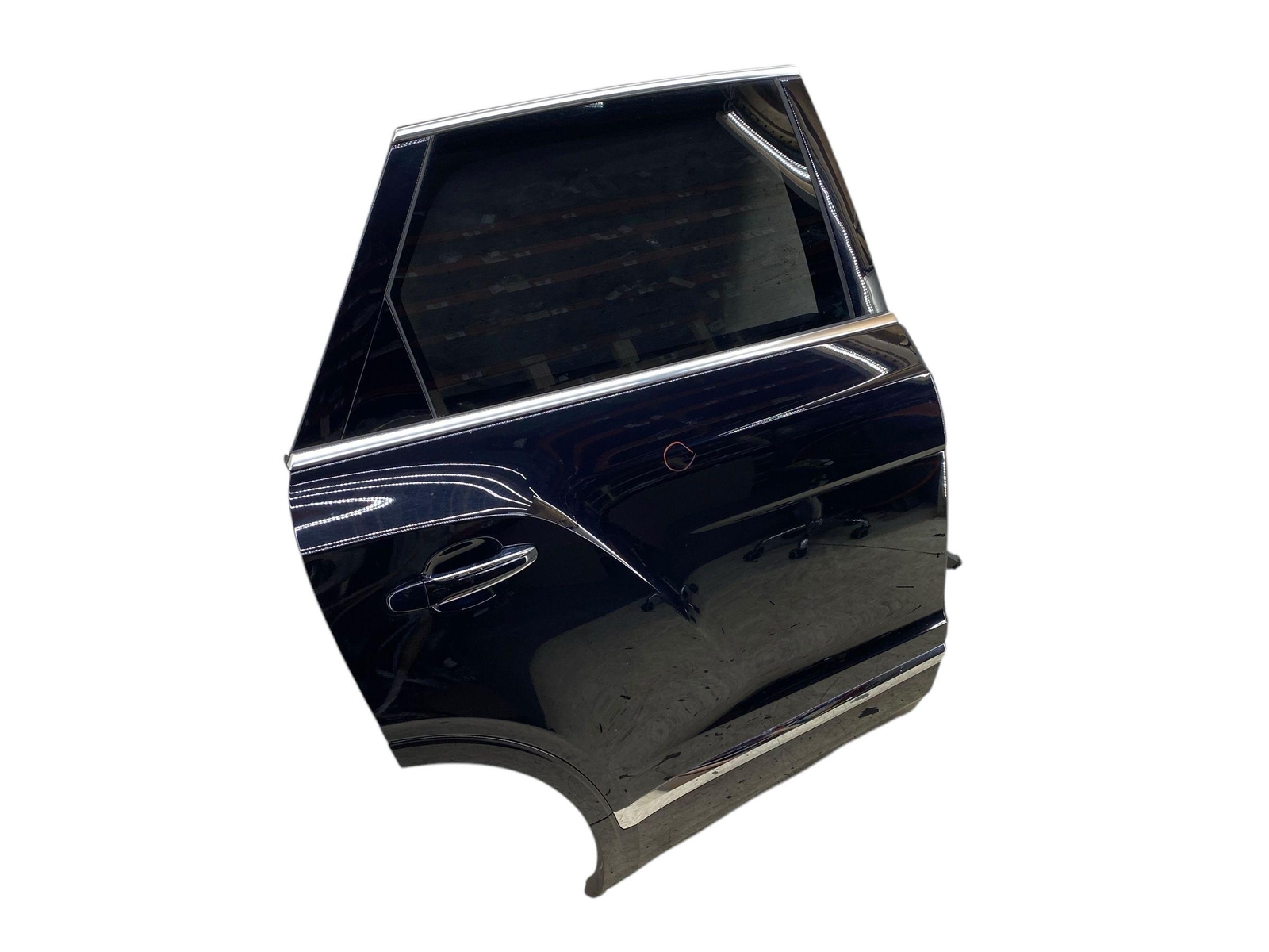 2016-2020 BENTLEY BENTAYGA OEM RIGHT REAR DOOR SHELL ONYX BLACK (6935) W/ HANDLE