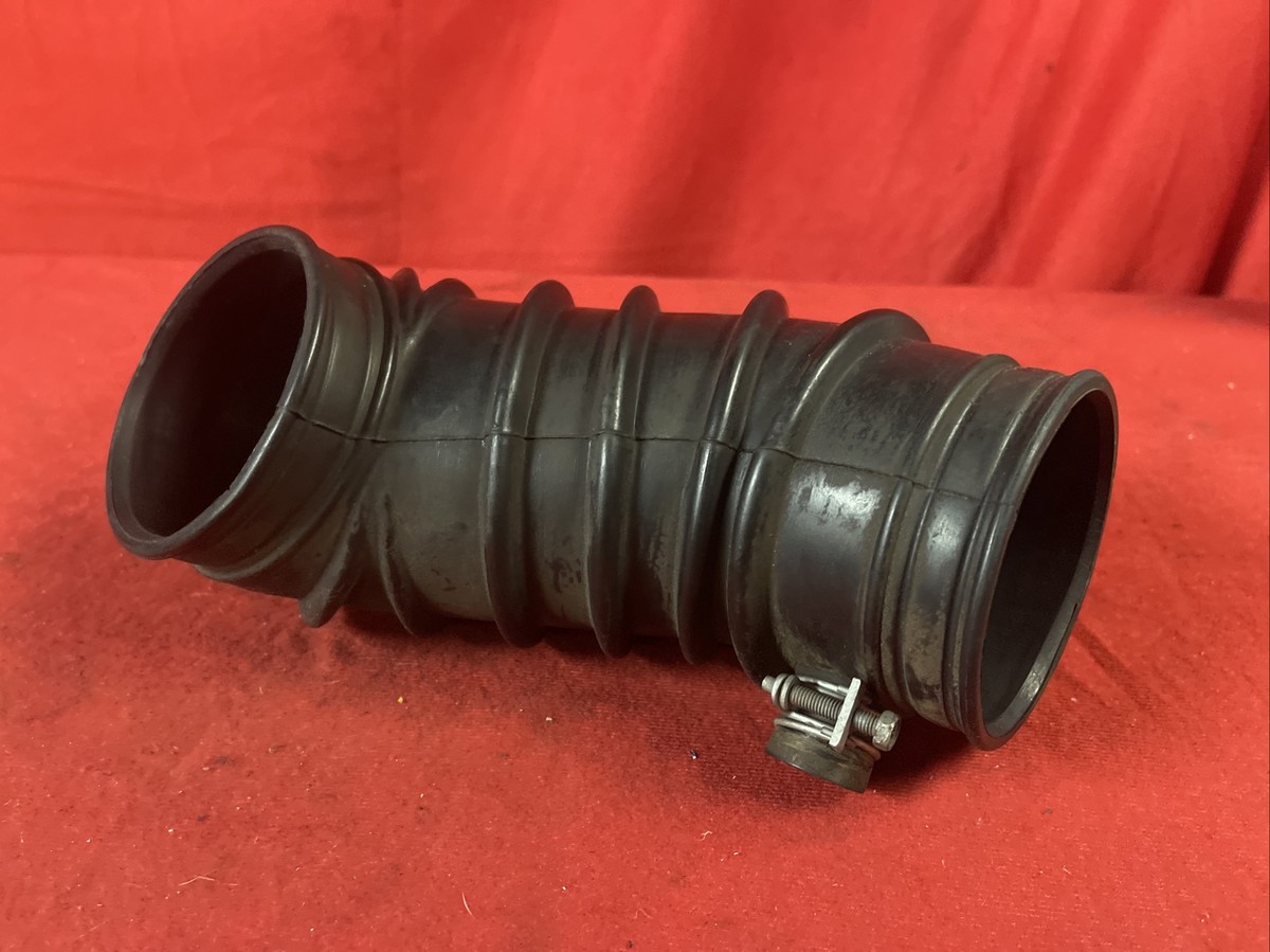 1984-1989 300ZX Z31 MAF Intake Duct Air Tube Hose 16577