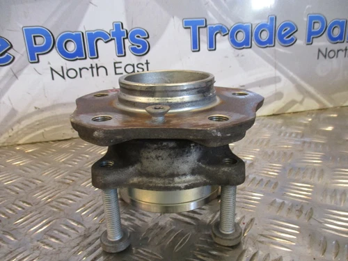 2017 ASTON MARTIN DB11 FRONT HUB WHEEL BEARING PASSENGER SIDE LEFT M1559