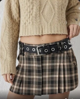 Urban Outfitters Black Vegan Pebbled Leather Devon Grommet Belt