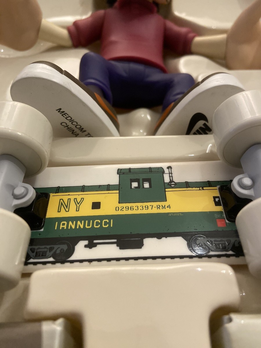 スポーツ MEDICOM TOY x NIKE SB GINO IANNUCCI ☆MEDICOM TOY・GINO IANNUCCIコラボ - MEDICOM TOY × N
