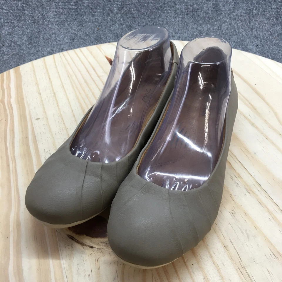 Zapatos planos sin cordones Natural Soul para mujer 9 M Orlando gris imitación cuero informales Foto 3 de 4