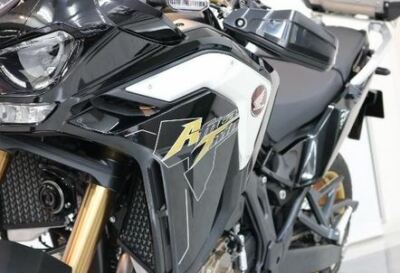 HONDA CRF1100 AFRICA TWIN 2021 BRACKET, L. STEP NHA86M M B BLACK