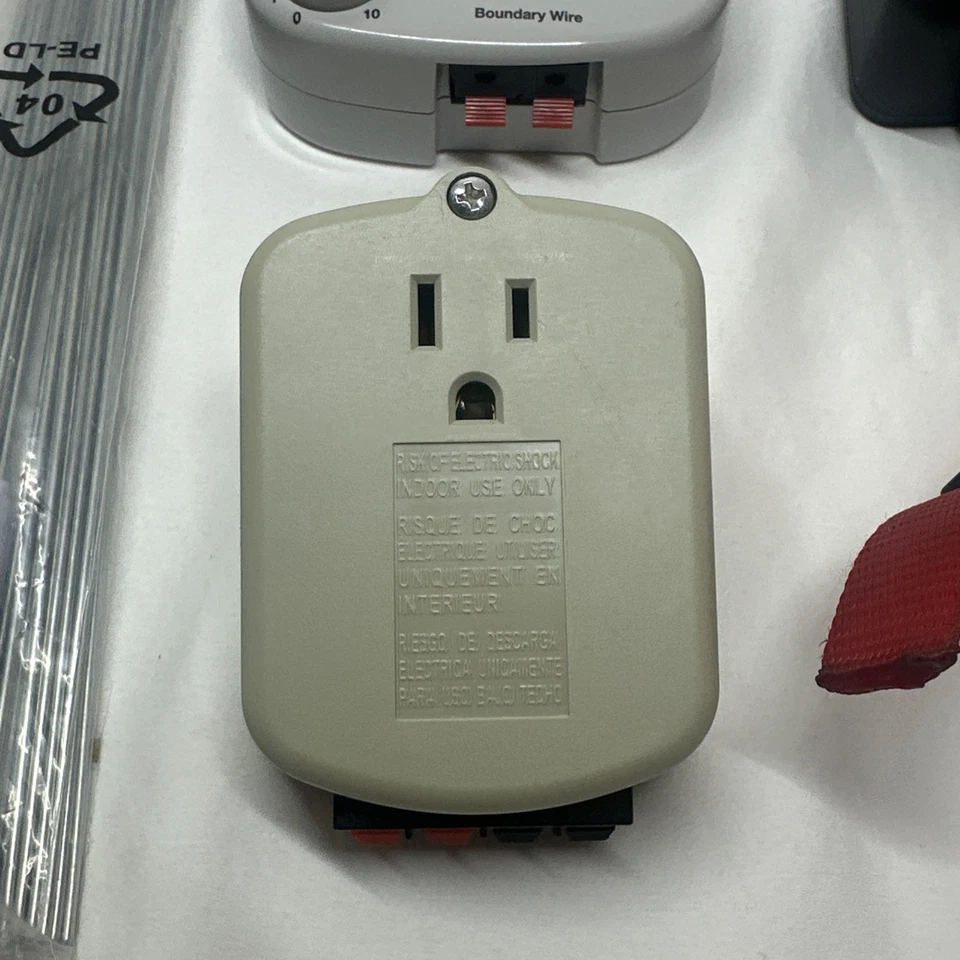 PetSafe RFA-523 In-Ground Dog Fence Transmitter Pet Containment 300-2898 LP 4100 - Image 2 of 4