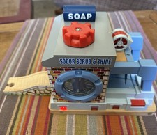 Learning Curve Wooden Thomas Train Lights  Sounds Sodor Scrub  Shine 
