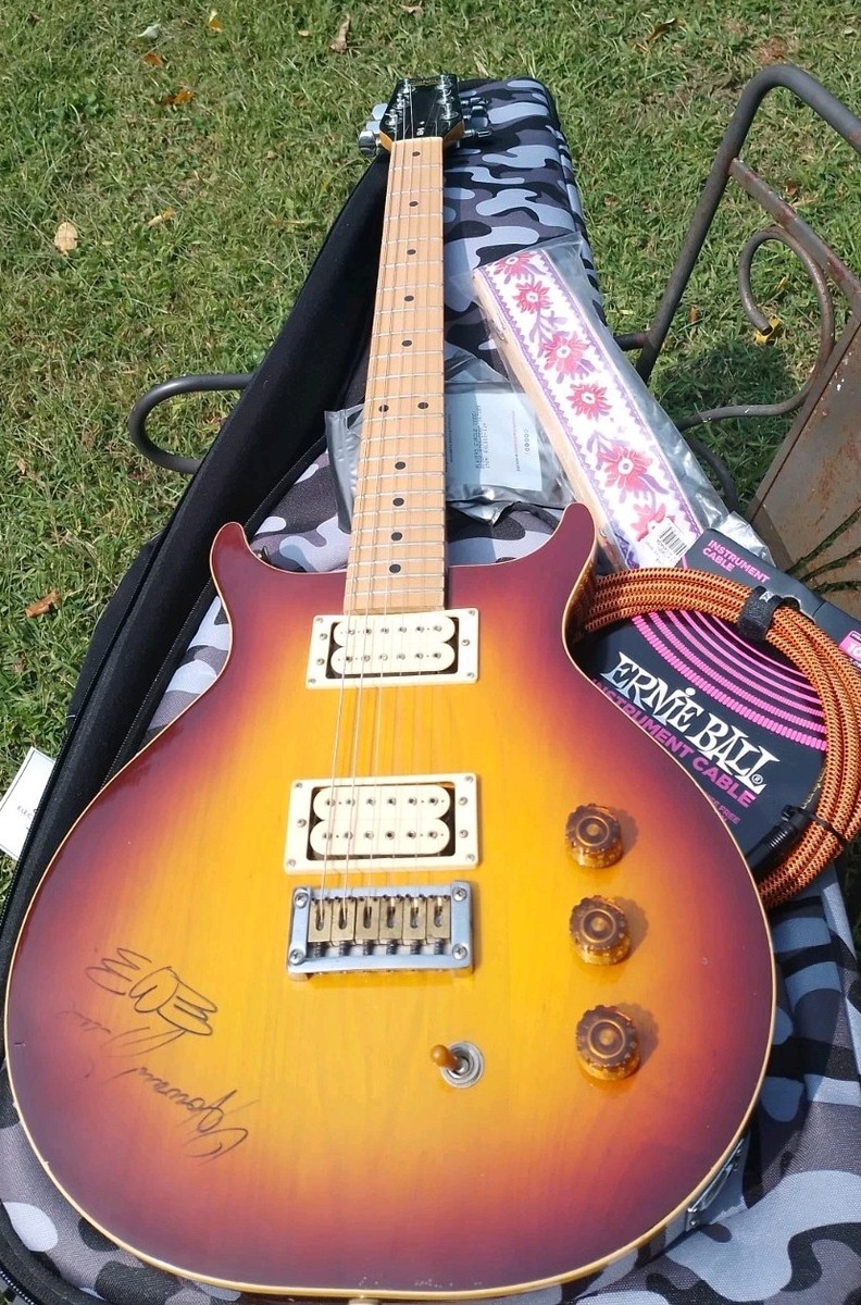 1982 Washburn SB-8 Japan Matsumoku Extras Heart Howard Leese