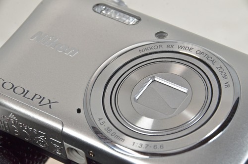 Nikon COOLPIX S3600 Silver 20.0MP Compact Digital Camera Silver from Japan - Picture 6 of 13