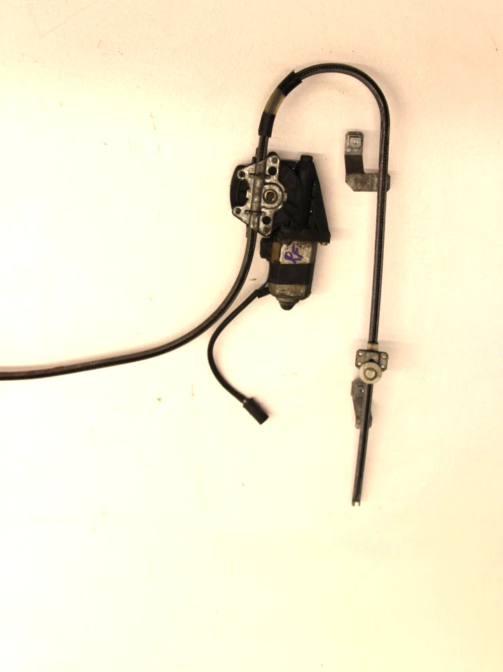 宝马原始设备制造商 E30 84-88 COUPE 乘客右前电动车窗调节器和电机 — 第 2/4 张图片