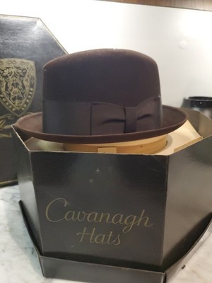 Vintage Cavanagh Fedora Hat Men's Rich Mocha Felt Hat 7 1/8 With Bow and Box