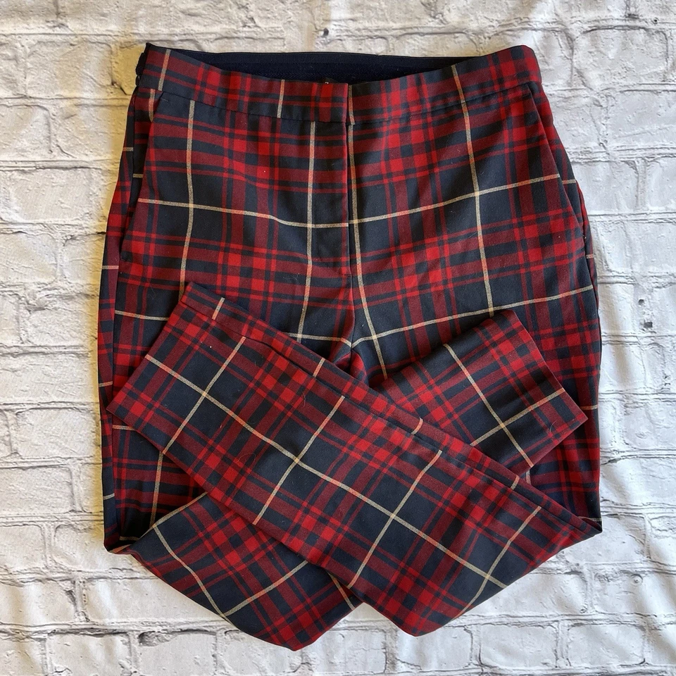 Pantalones ajustados a cuadros escoceses rojos de Zara talla mediana fiesta navideña para mujer Foto 4 de 4