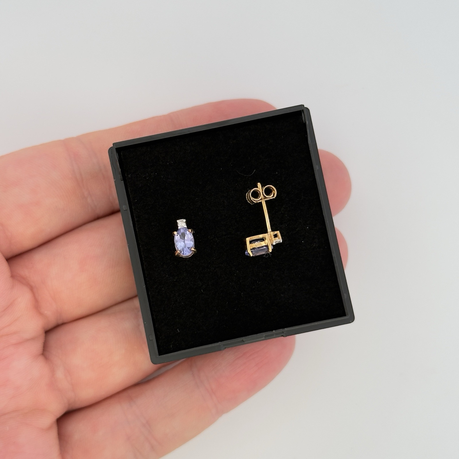 9ct Yellow Gold Tanzanite & Diamond Cluster Stud Earrings