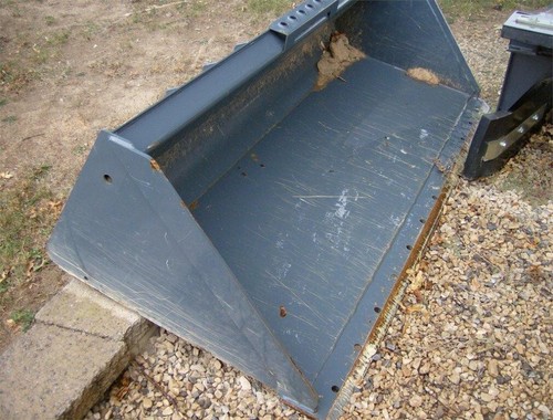 New GEHL Bucket