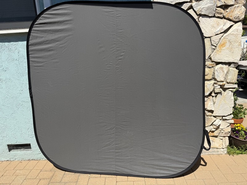 Reflecmedia ChromaFlex 7'x7' Chroma Key Collapsible Screen