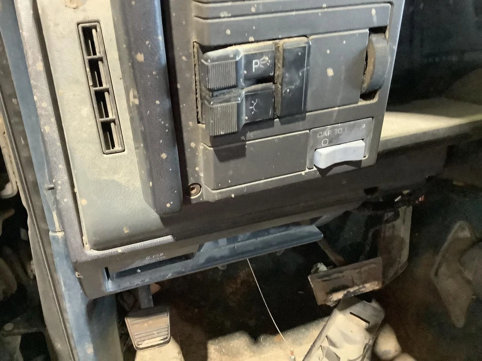 Used Engine Complete Assembly fits: 1989 Chevrolet 1500 PICKUP 8-350 5.7L VIN 7 - Image 4 of 4