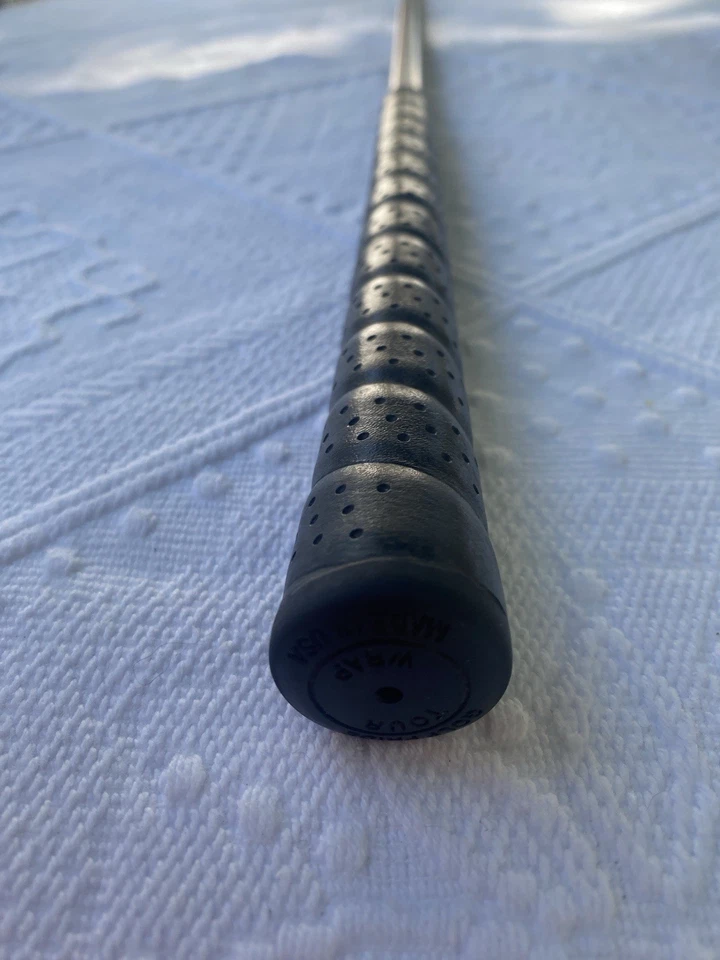 Tommy Armour Golf TI 100 Pure Titanium 8 Iron RH Regular Flex Graphite Shaft - Image 4 of 4