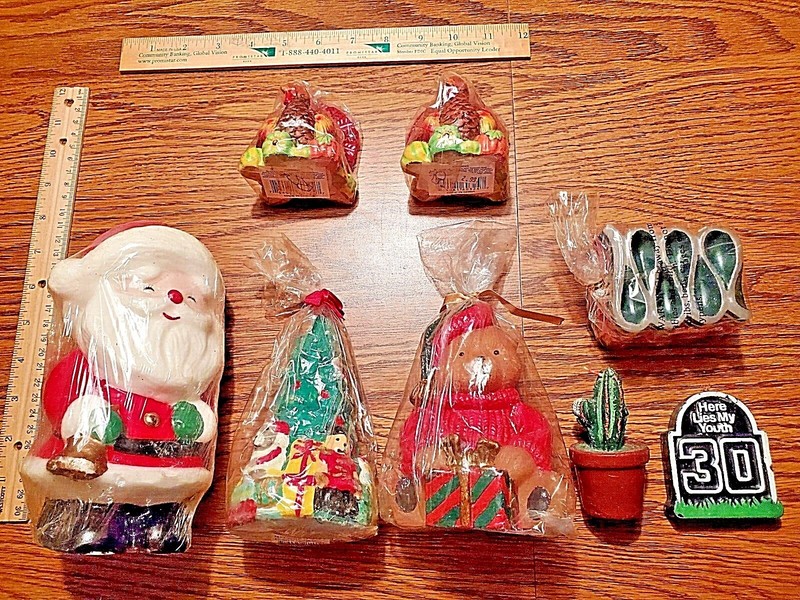 Lot of 6 BRAND NEW Old Vintage never used holiday candles christmas + 2 BONUS !!