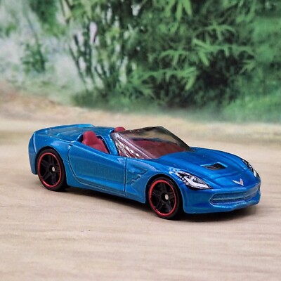 Hot Wheels '14 Corvette Stingray Diecast Modellauto 1/64 (5) Top Zustand