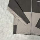 Picture 2 of 8
