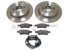 MINI ONE COOPER S R50 R53 2001-2006 REAR 2 BRAKE DISCS & PADS SET + WEAR SENSOR