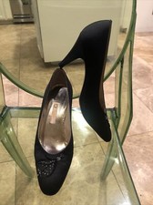 Gucci Rare Vintage 70s black silk satin beaded logo pumps size 37