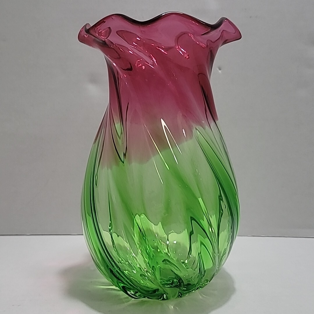 Teleflora Vase Watermelon Pink Green blown glass ruffled edge sticker 7.75